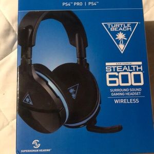 Turtle Beach surround sound gaming headsetwireless
